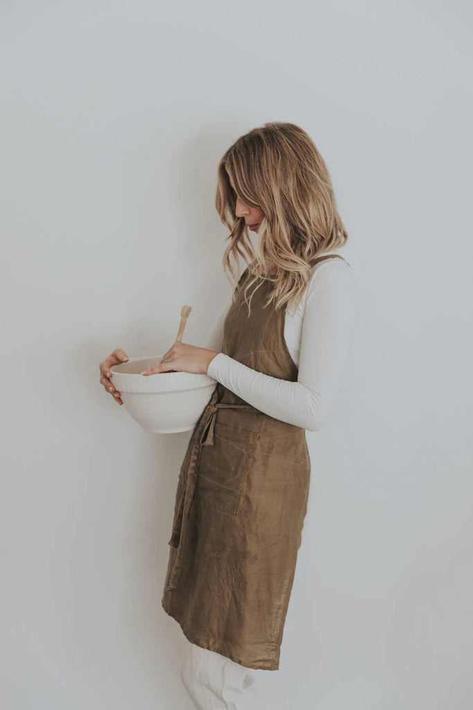 'Everyday’ Linen Apron - Olive - Winston and Finch