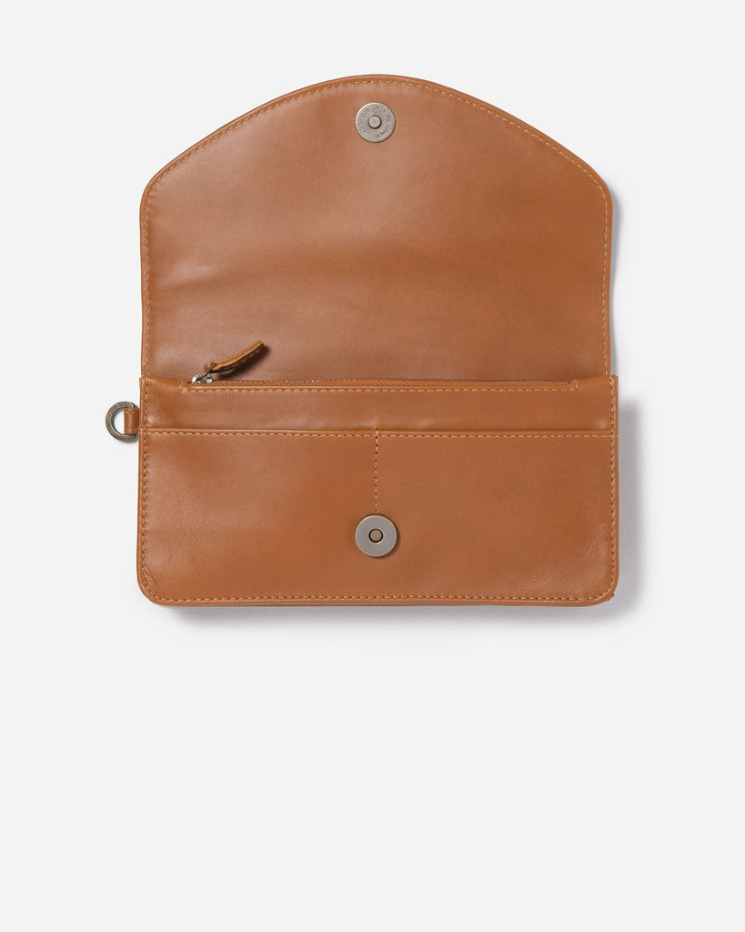 Maeve Wallet - Winston and Finch